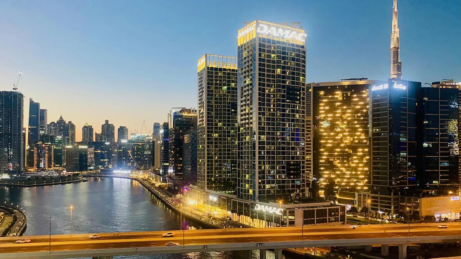 Canal View Comfort Business Bay Dubai Apartment